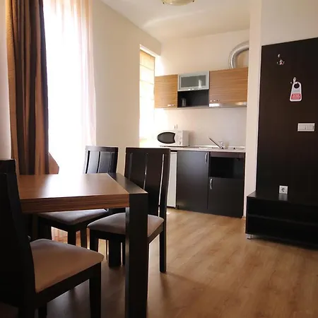 Wood & Lejlighed Bansko