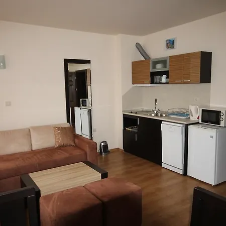 Wood & Apartment *