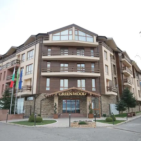 Wood & Apartment